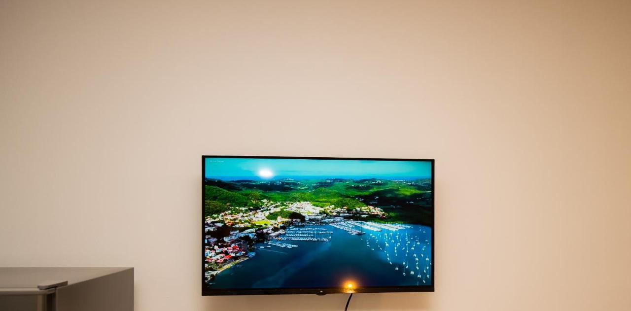 Modern Living Studio Kueche Netflix Inklusive Top Lage Nuremberg Bagian luar foto