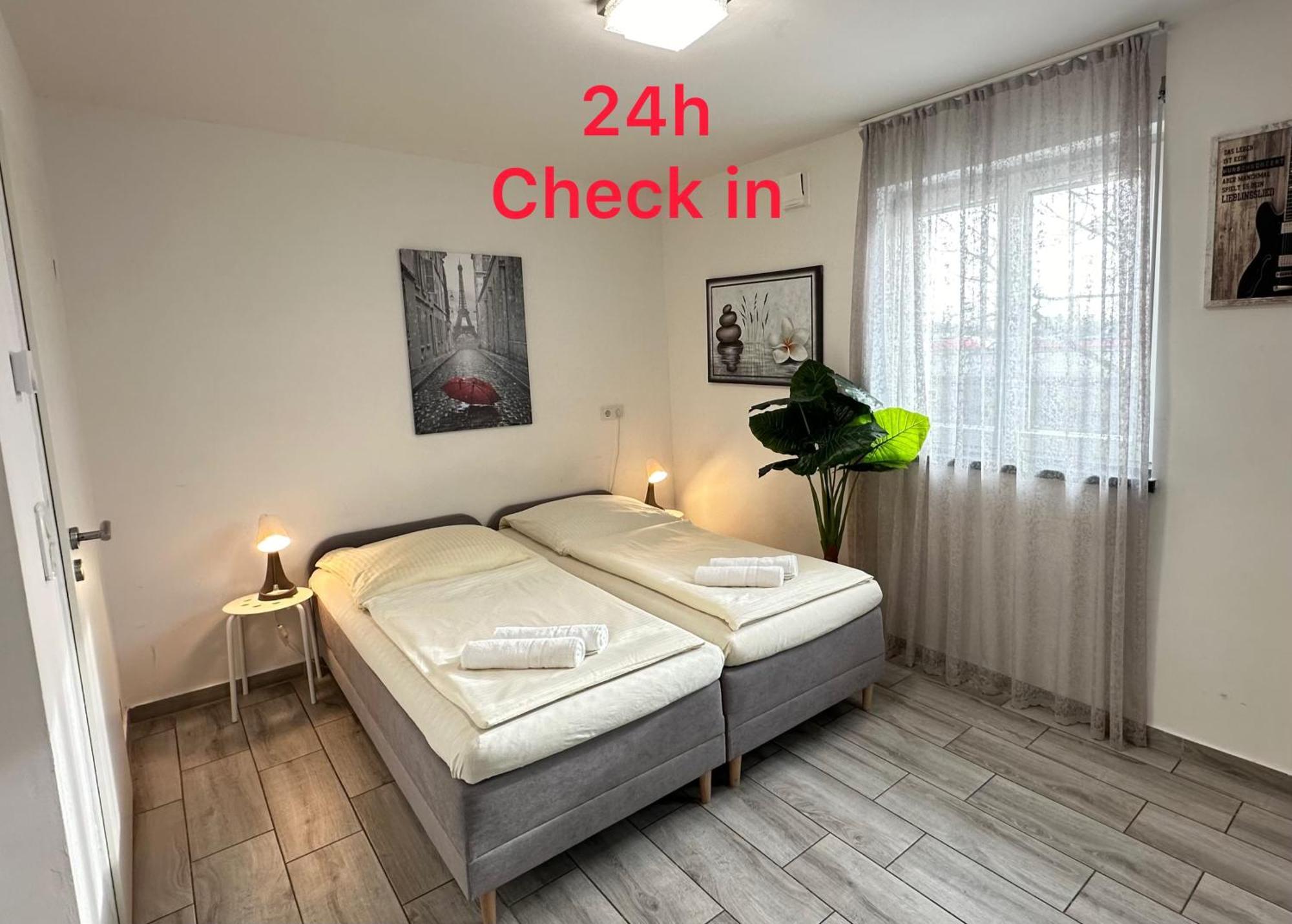 Modern Living Studio Kueche Netflix Inklusive Top Lage Nuremberg Bagian luar foto
